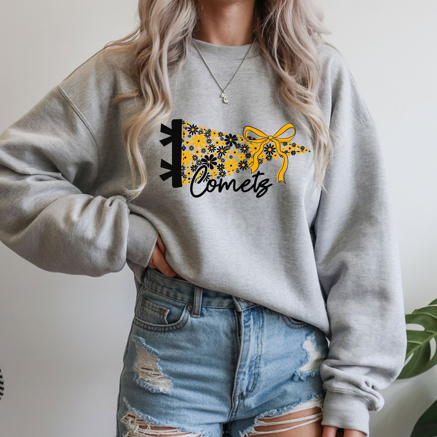 Reed Custer Floral Pennant - Comets - White or Ash Gray Gildan Sweatshirt - Adult and Youth Sizes