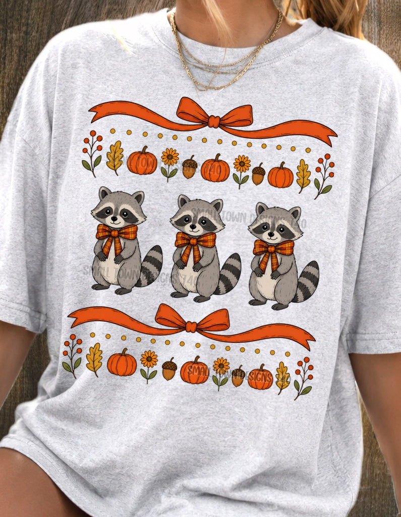 Vintage 90s style Goose or Racoon Pumpkin Design - Gildan Tshirt - Yellow or White
